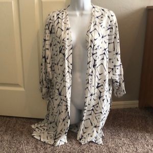 Billabong Blue and White Kimono